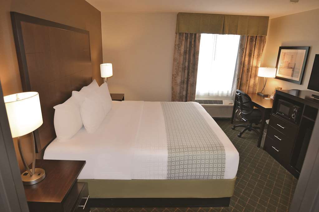 Отель La Quinta By Wyndham Portland Airport Номер фото
